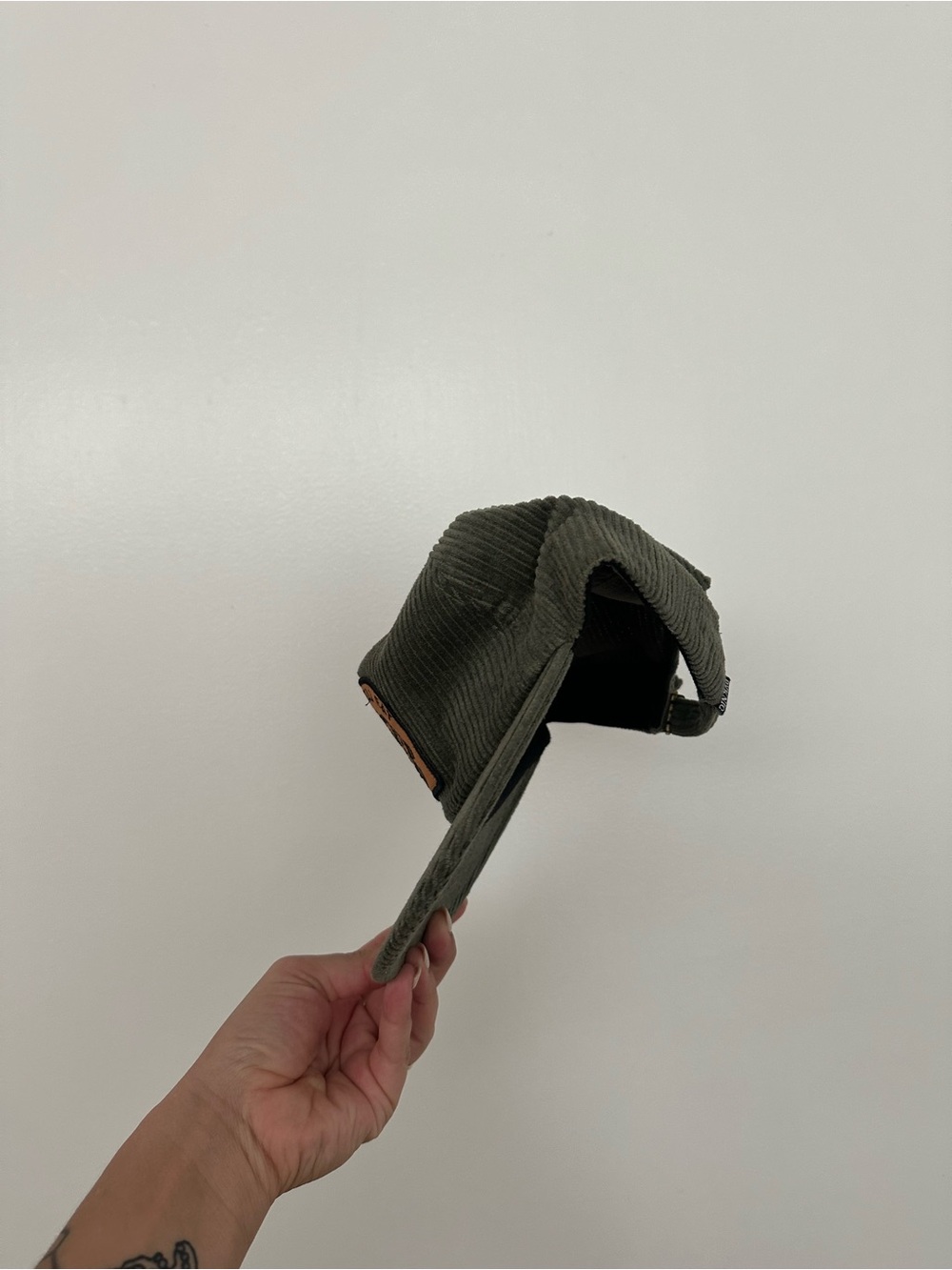 Pyknic Hat - Picture 3 of 6